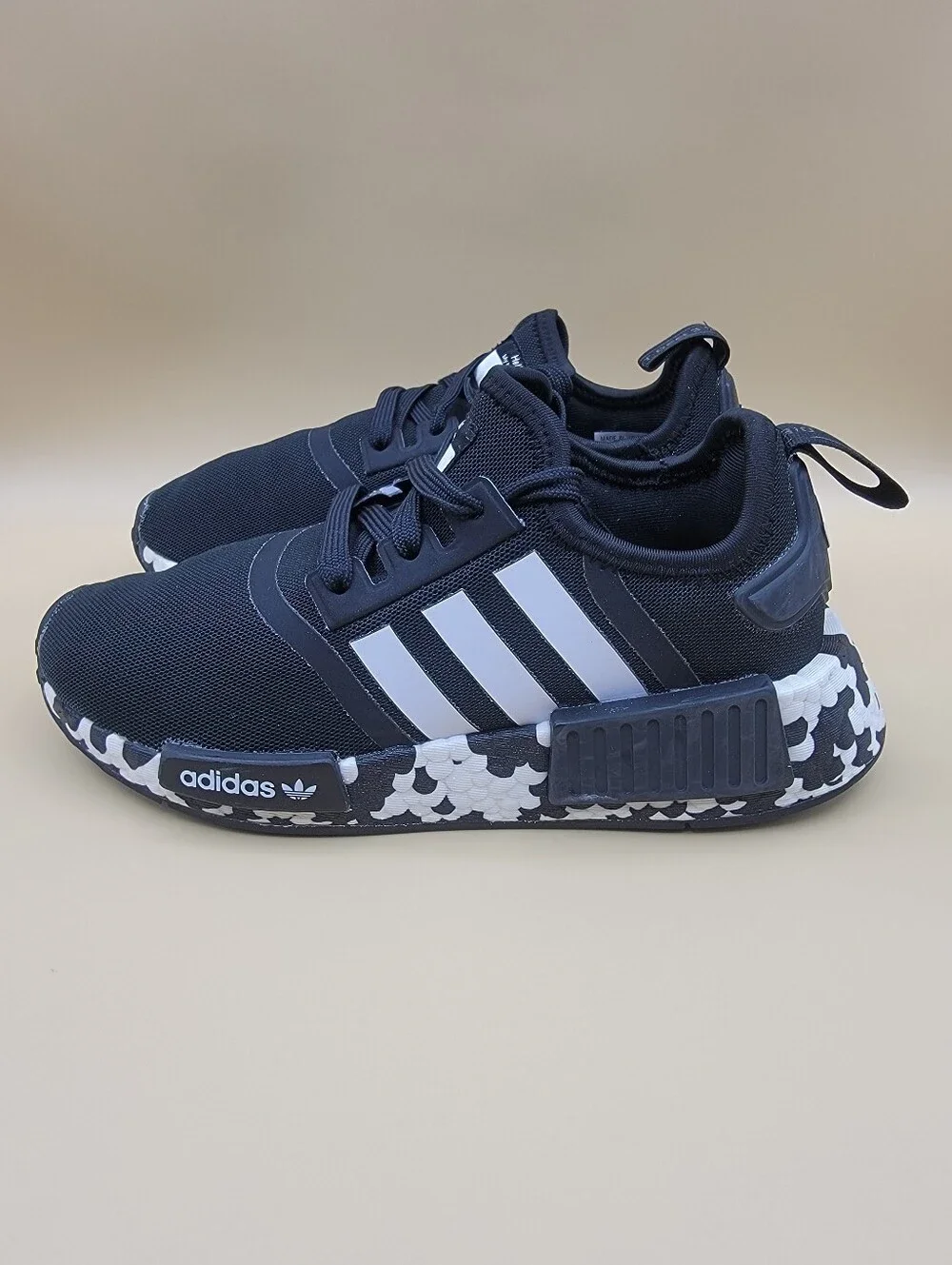 Adidas NMD R1 Big Boy's Youth Shoes Size 4Y Black White Cow Print Midsole Boost